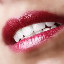 Un sourire éblouissant sans peroxyde